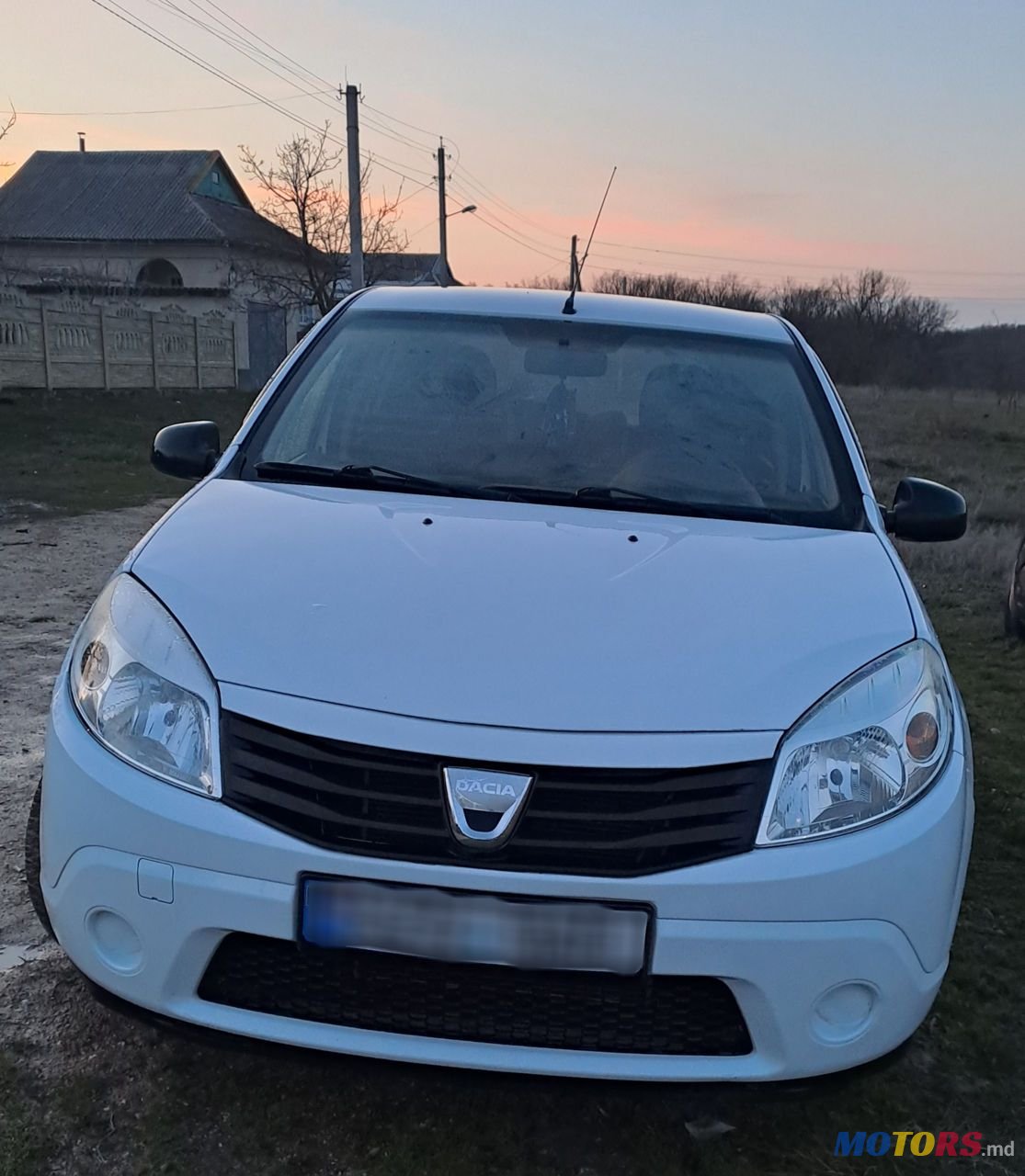 2010' Dacia Sandero photo #1