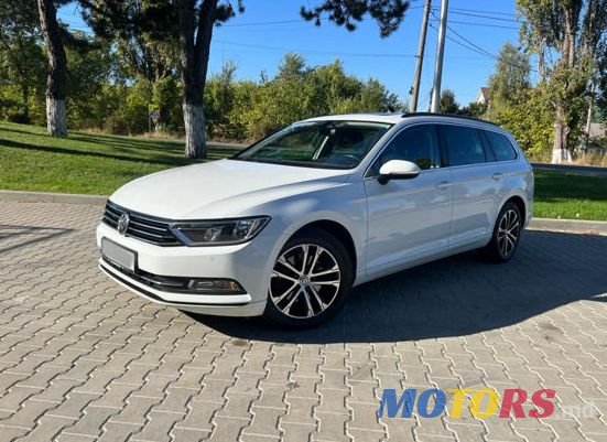 2016' Volkswagen Passat photo #2