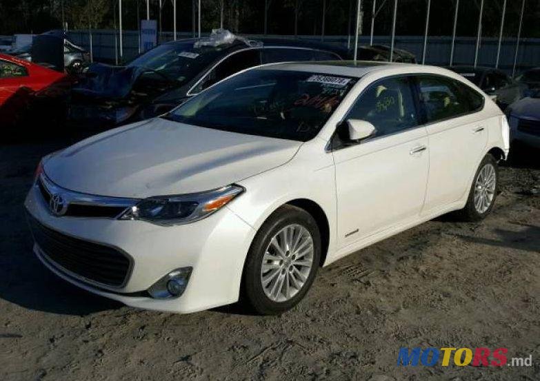 2013' Toyota Avalon photo #2