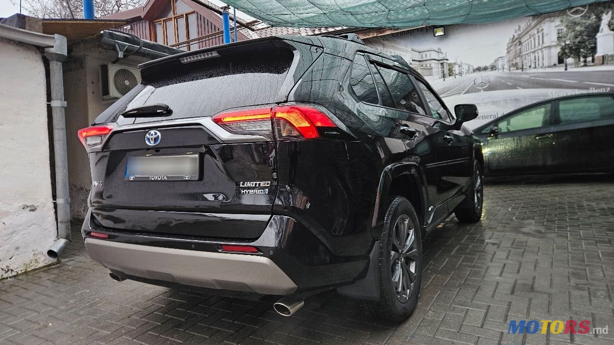 2022' Toyota RAV4 photo #2