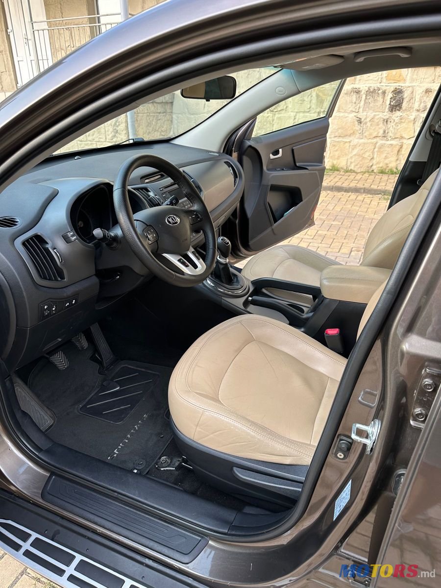 2012' Kia Sportage photo #6