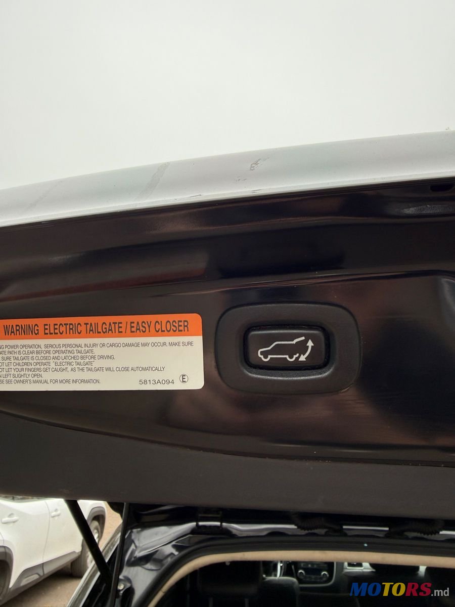 2014' Mitsubishi Outlander photo #6