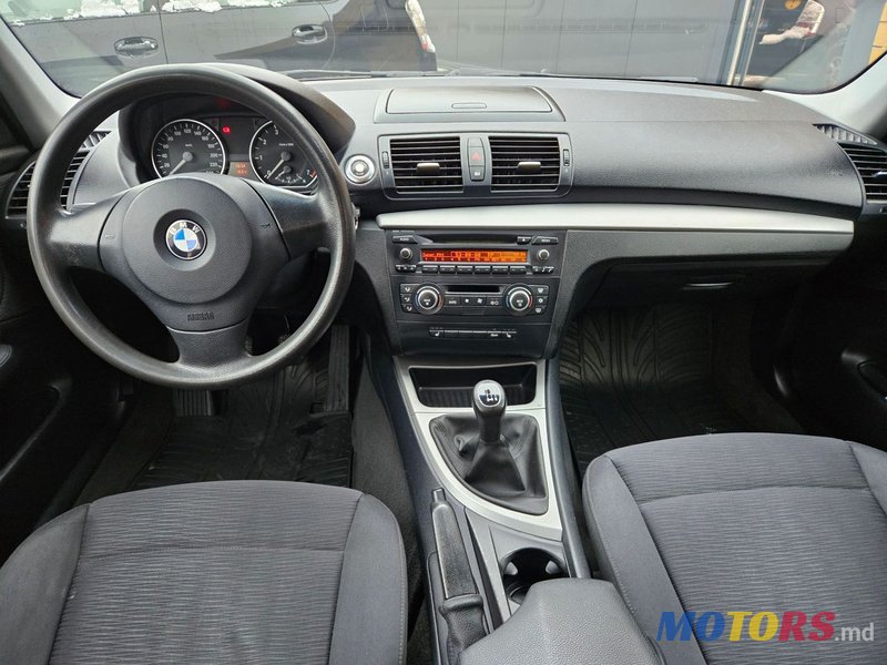 2008' BMW 1 Series photo #6