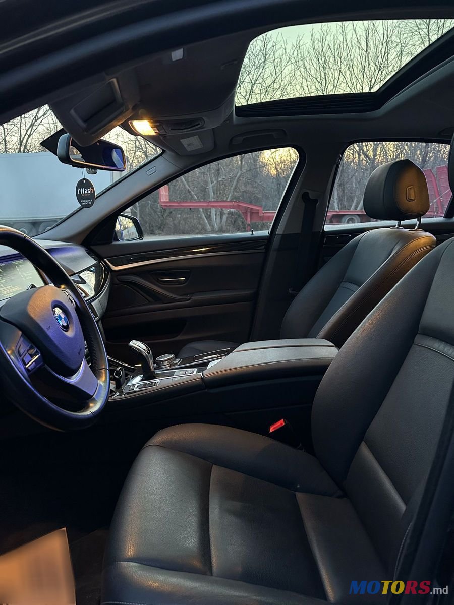 2013' BMW 5 Series photo #5