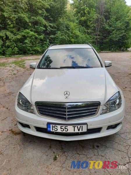2010' Mercedes-Benz C photo #1