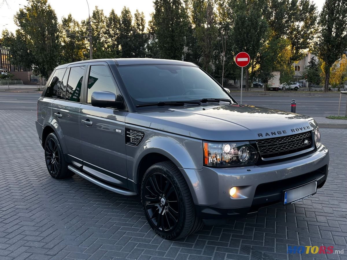 2013' Land Rover Range Rover Sport photo #2