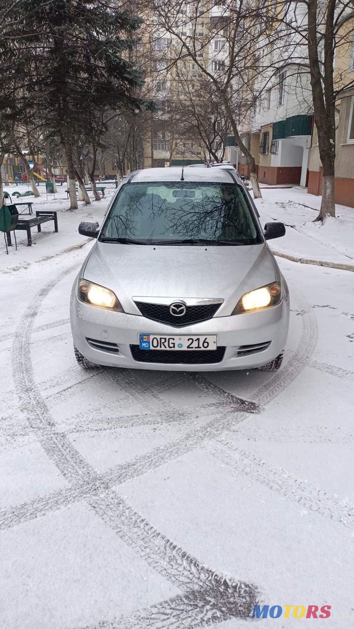 2005' Mazda 2 photo #3