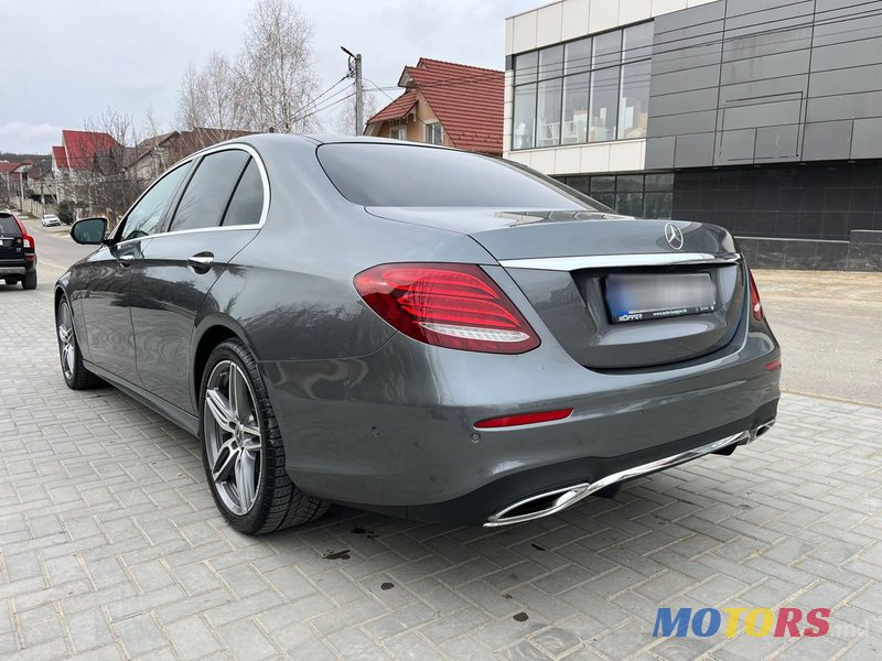 2018' Mercedes-Benz E-Class photo #6