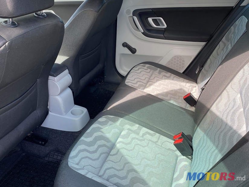 2008' Skoda Fabia 0000 photo #4