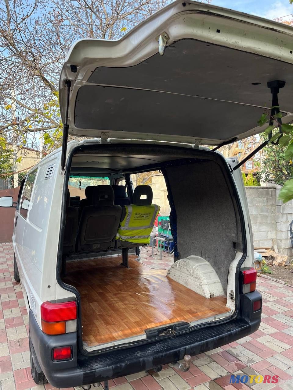 1999' Volkswagen Transporter photo #1