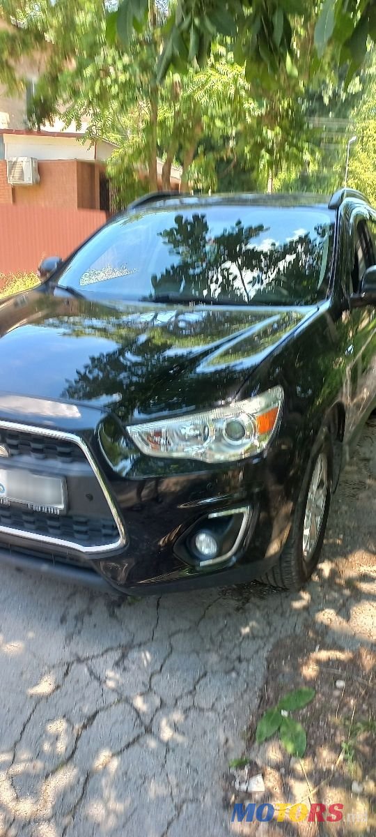 2013' Mitsubishi ASX photo #4