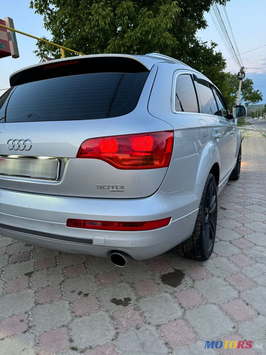 2007' Audi Q7 photo #5