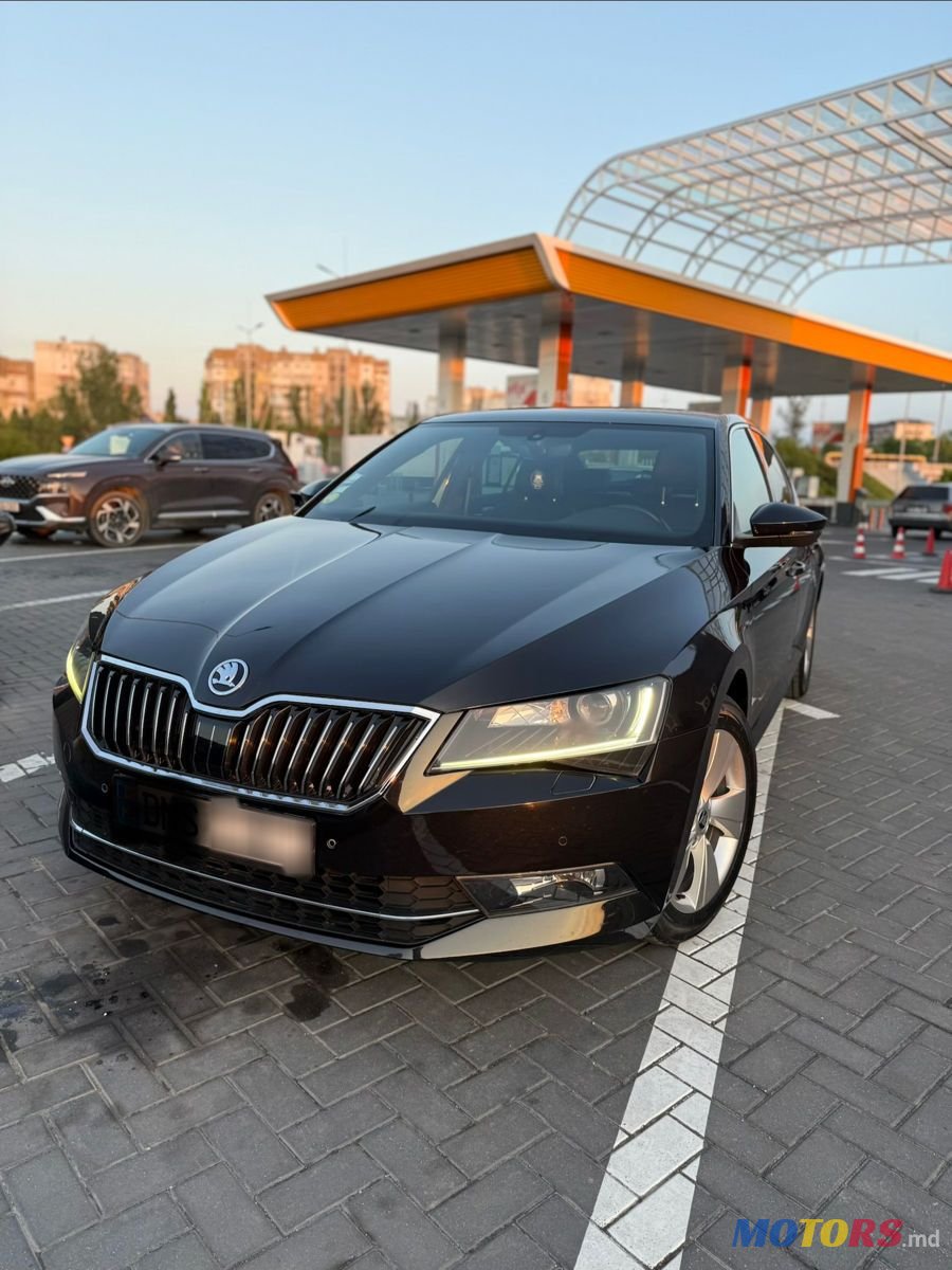 2018' Skoda Superb photo #1