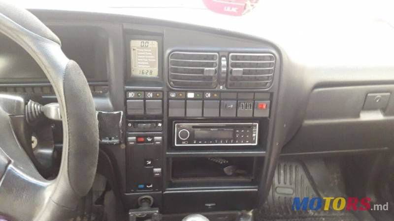 1991' Opel Omega photo #5