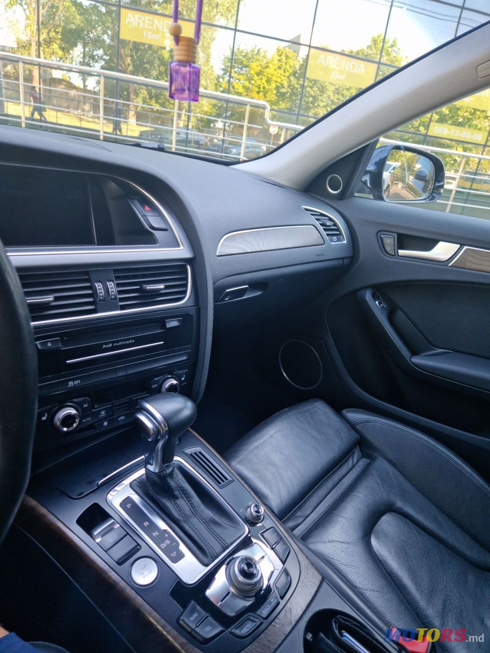 2013' Audi A4 photo #2