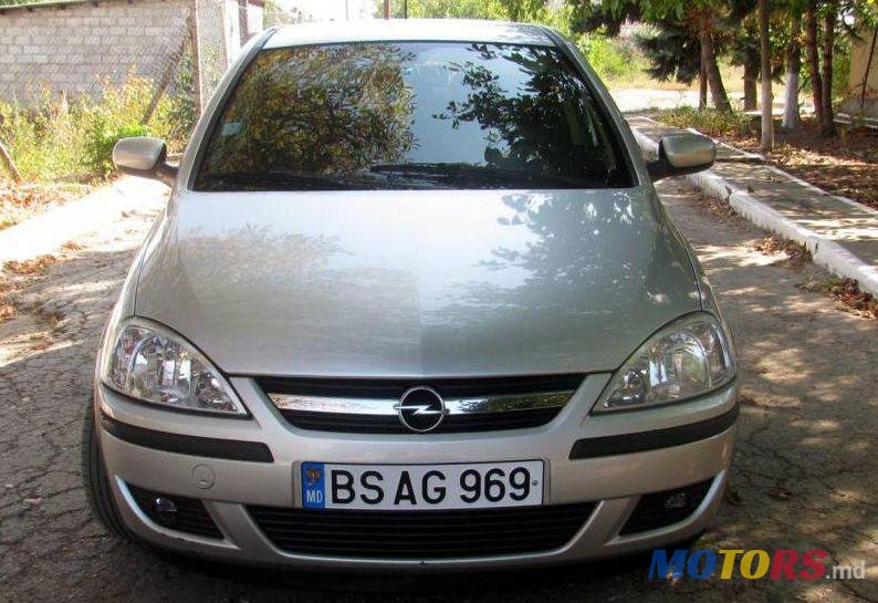 2004' Opel Corsa photo #2