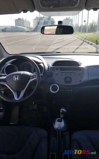 2009' Honda Jazz photo #2