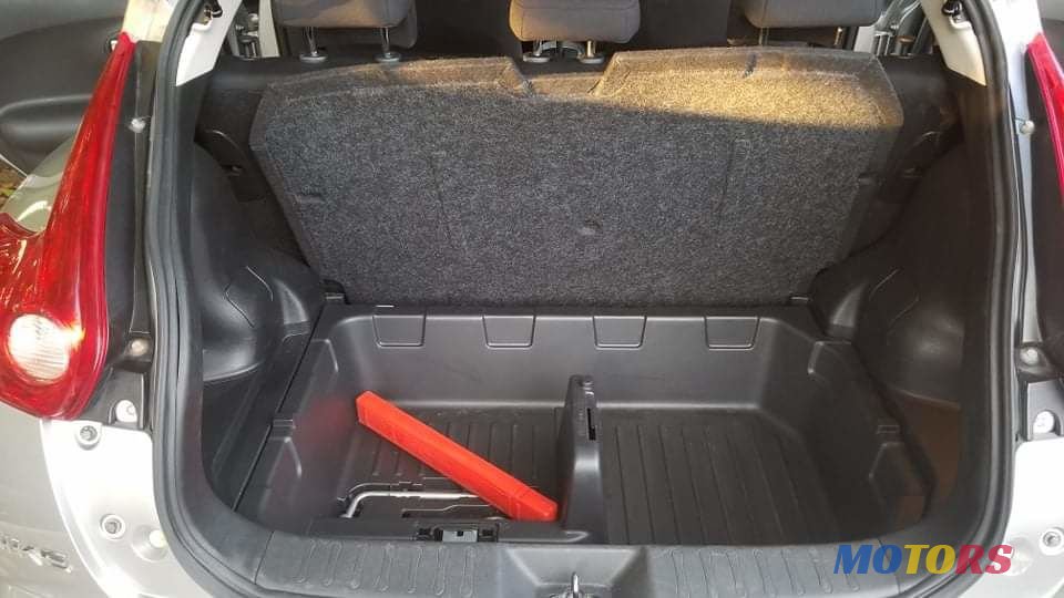 2012' Nissan Juke photo #3