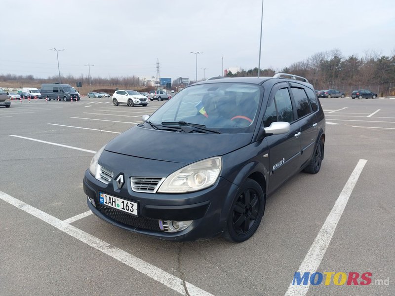 2007' Renault Grand Scenic photo #1