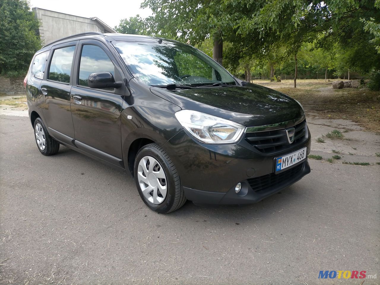 2012' Dacia Lodgy photo #5