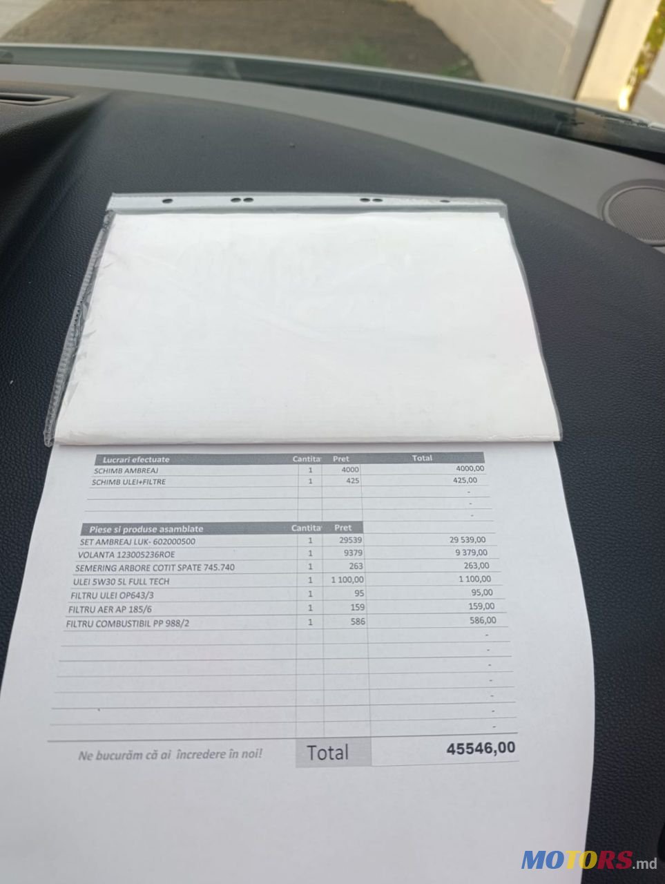 2011' Renault Scenic photo #3