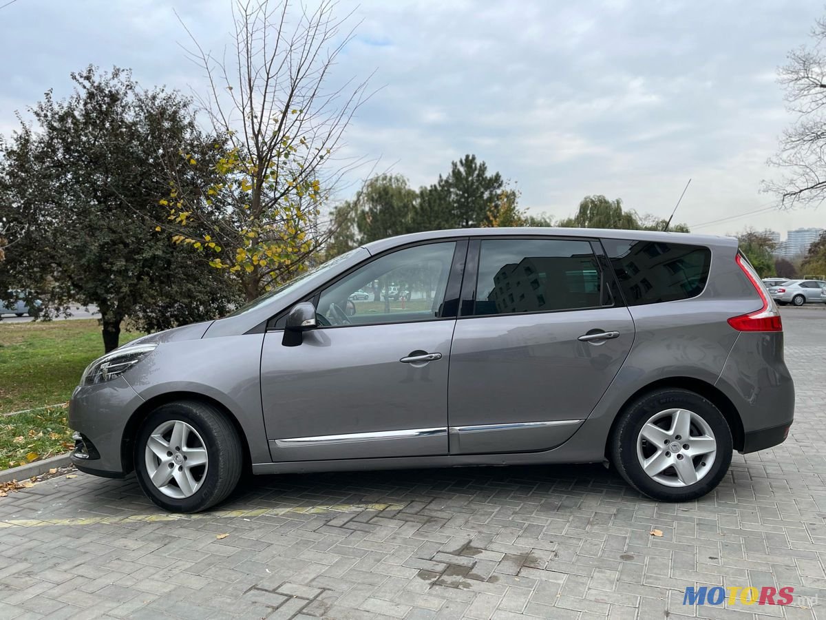 2014' Renault Grand Scenic photo #5