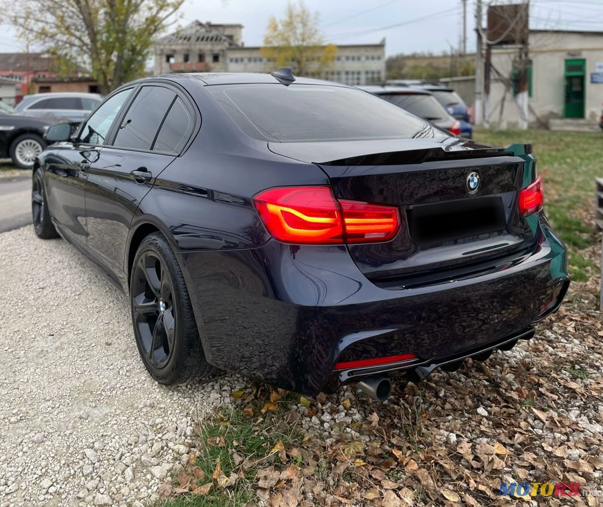 2015' BMW 3 Series photo #3