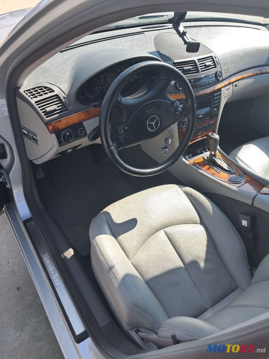 2007' Mercedes-Benz E-Class photo #6