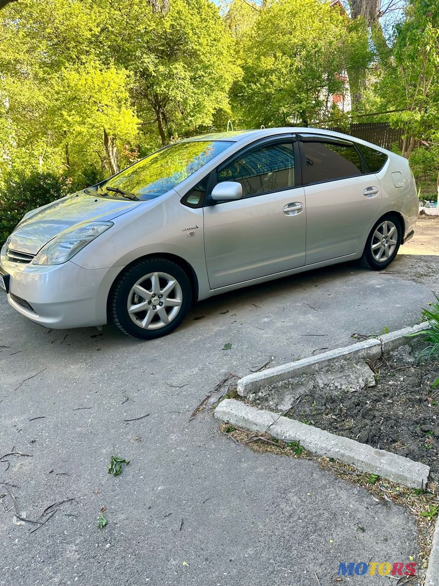 2006' Toyota Prius photo #1