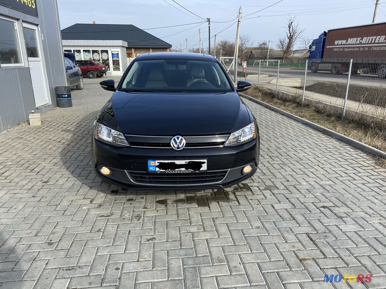 2013' Volkswagen Jetta photo #2