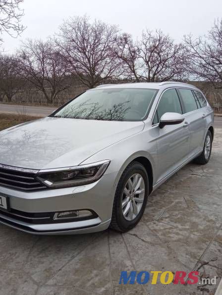 2015' Volkswagen Passat photo #1