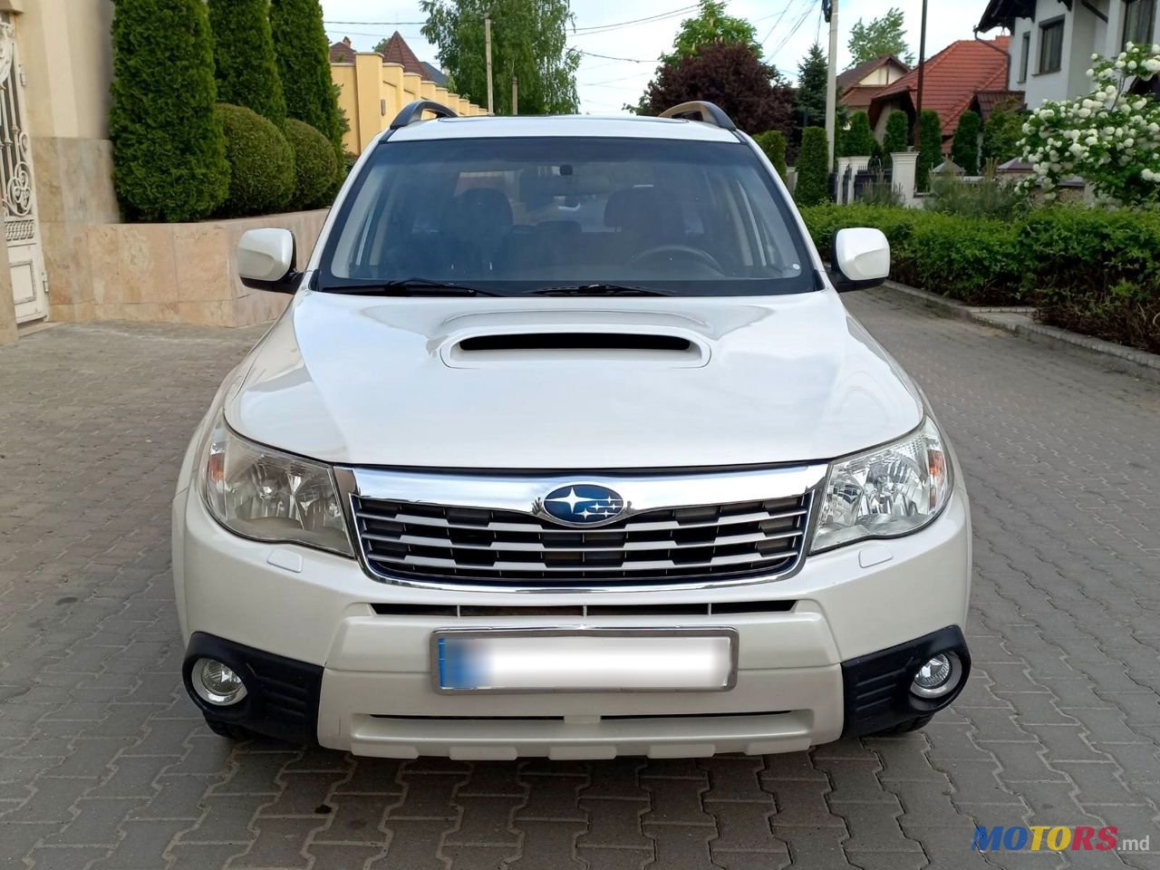 2010' Subaru Forester photo #4