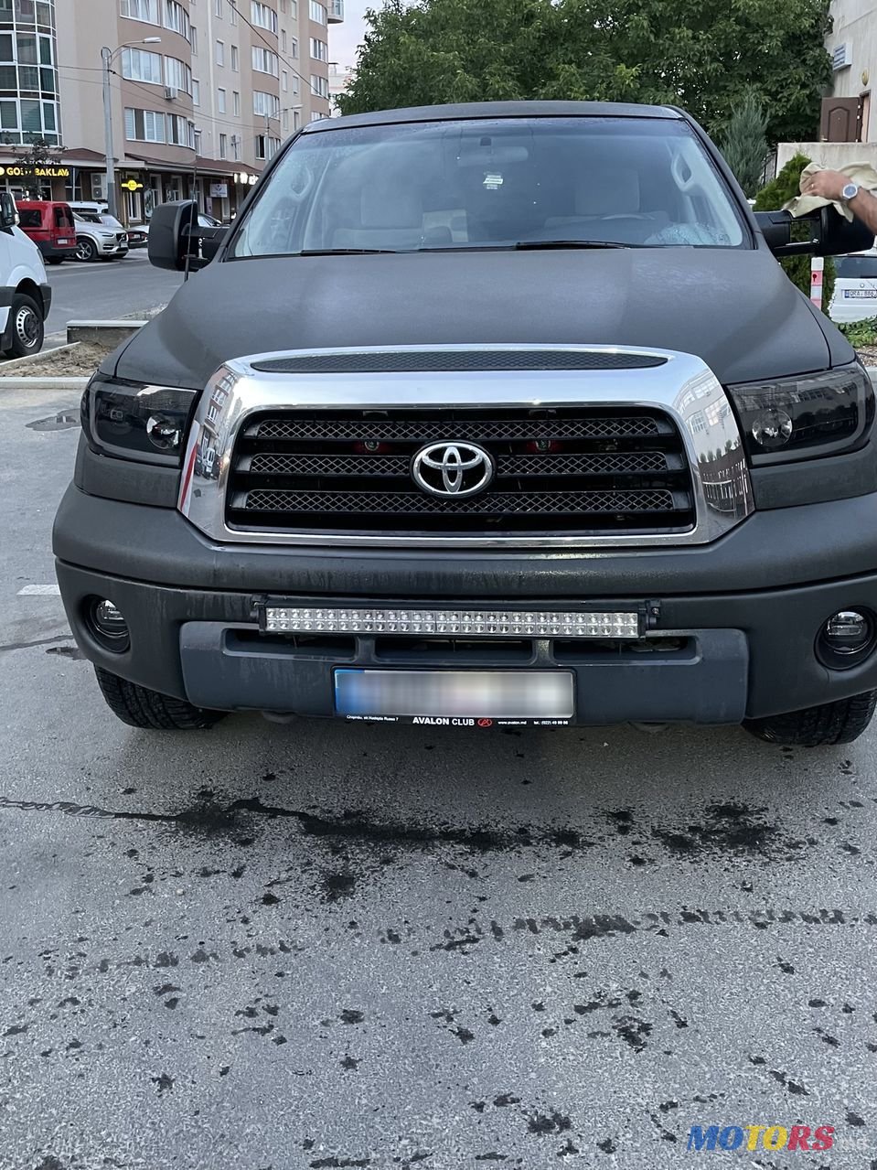 2008' Toyota Tundra photo #3