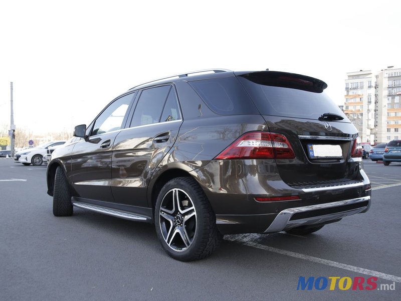 2015' Mercedes-Benz M Класс photo #2