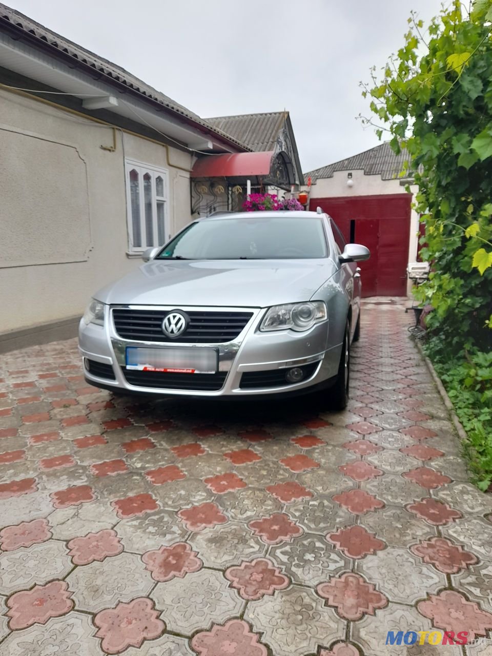 2010' Volkswagen Passat photo #5