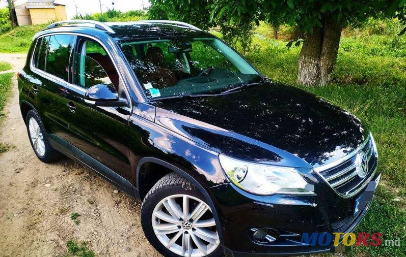 2008' Volkswagen Tiguan photo #1