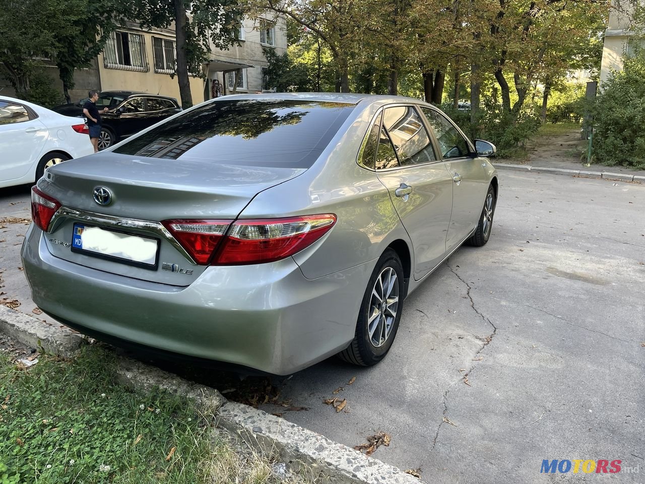 2016' Toyota Camry photo #3