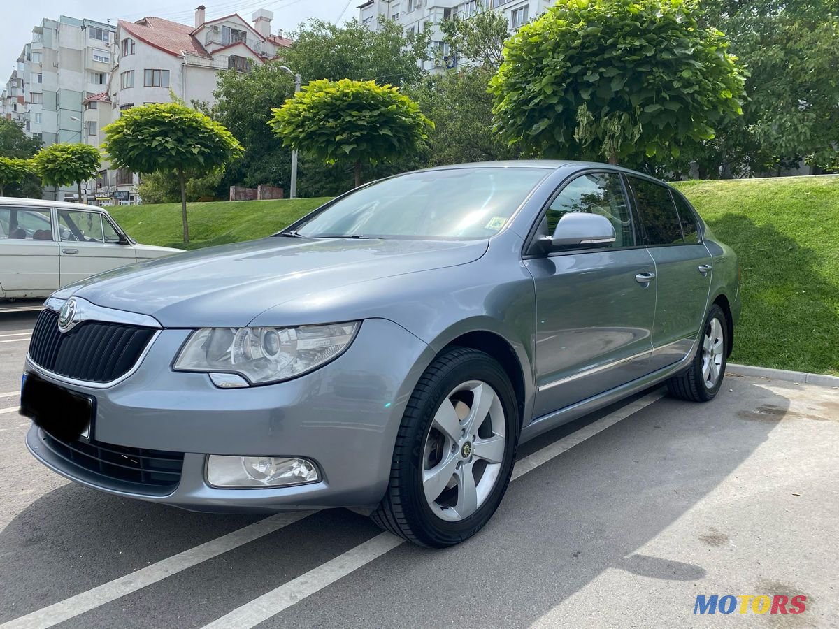 2012' Skoda Superb photo #1