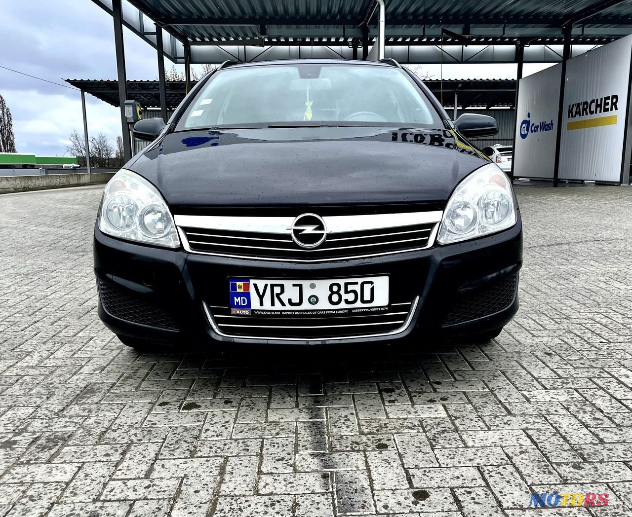 2008' Opel Astra photo #1