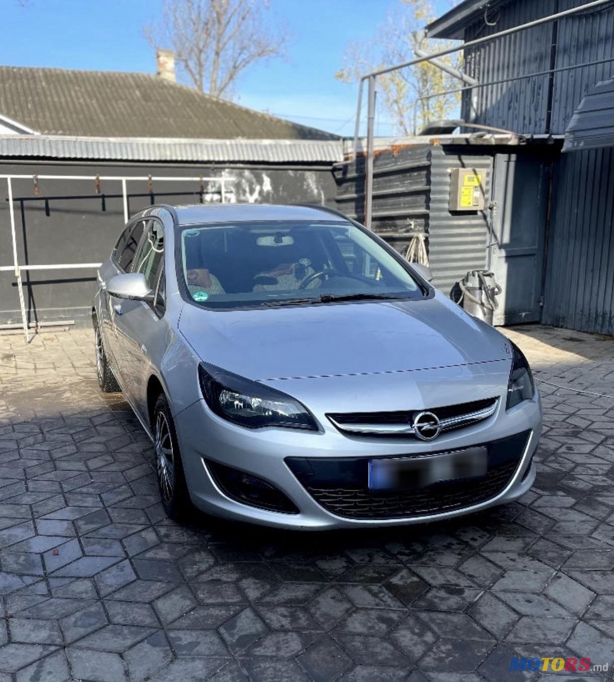 2013' Opel Astra J Restailing photo #1