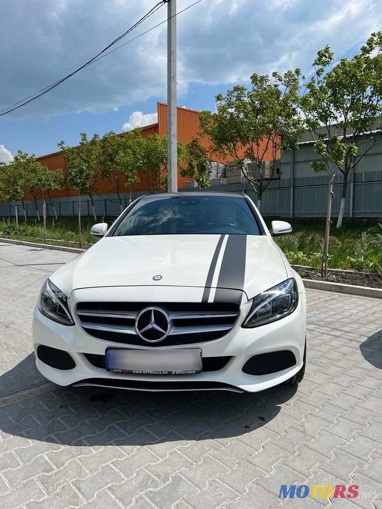 2016' Mercedes-Benz C 300 photo #2