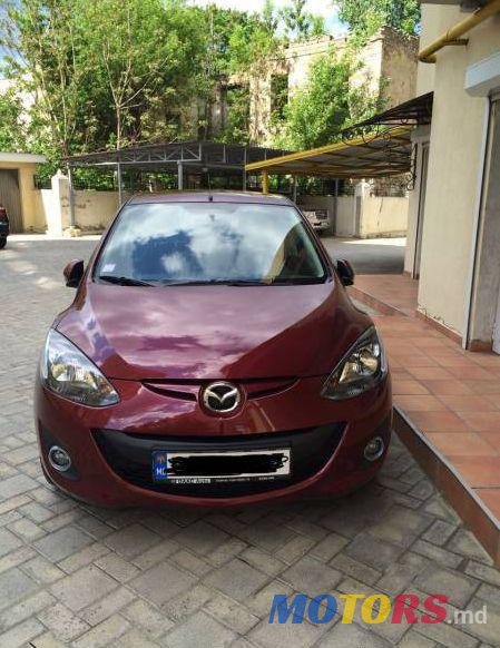 2013' Mazda 2 photo #1