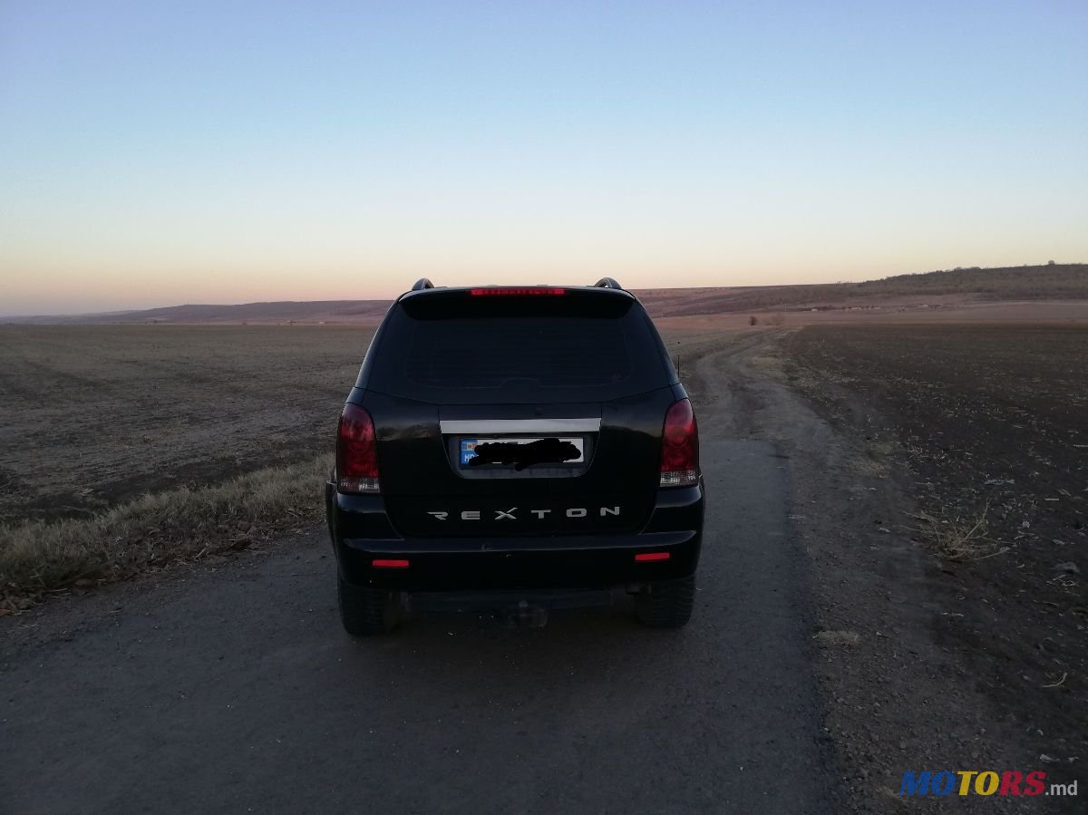 2002' SsangYong Rexton photo #5