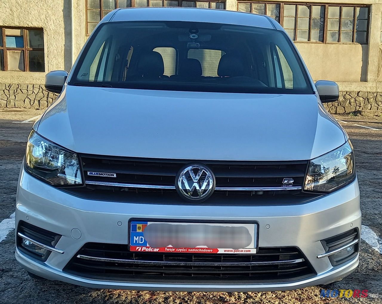 2017' Volkswagen Caddy photo #2