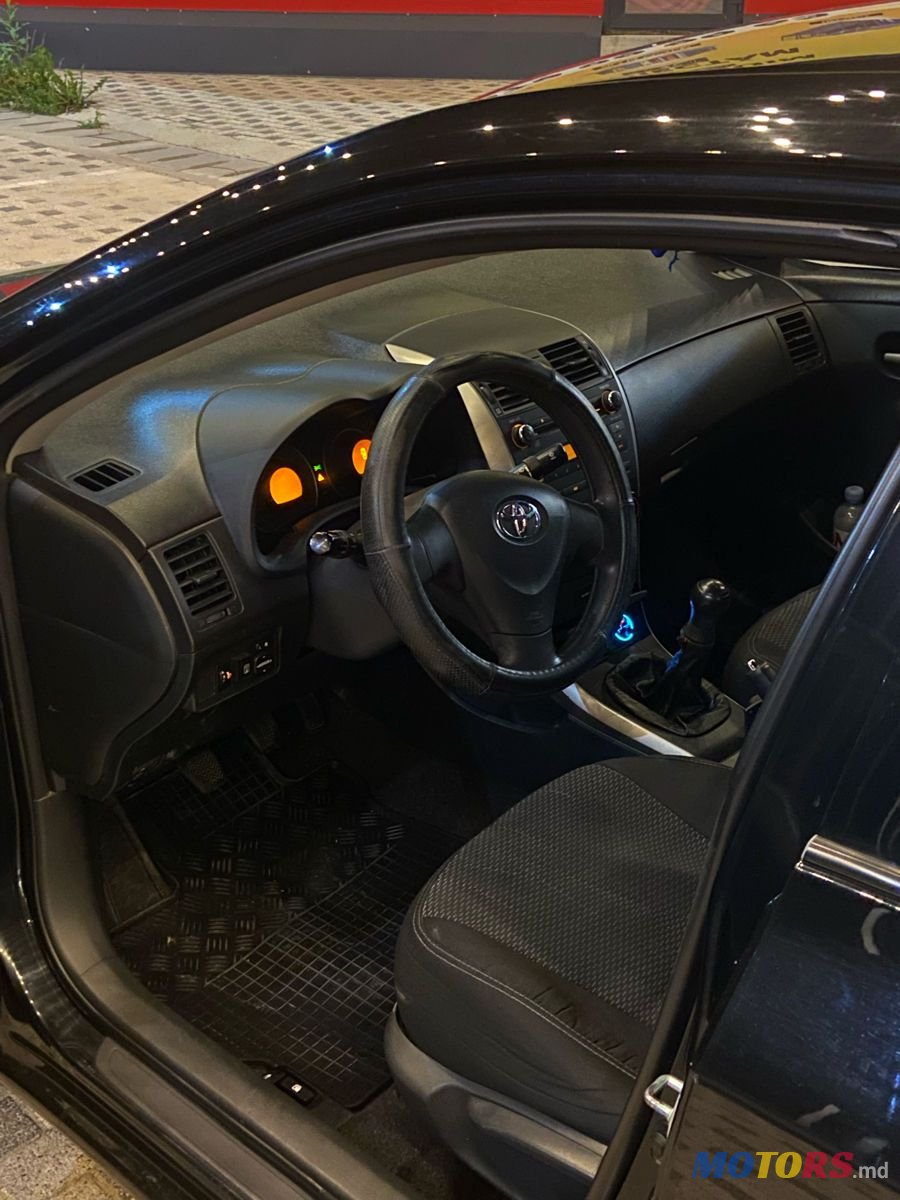 2008' Toyota Corolla photo #4