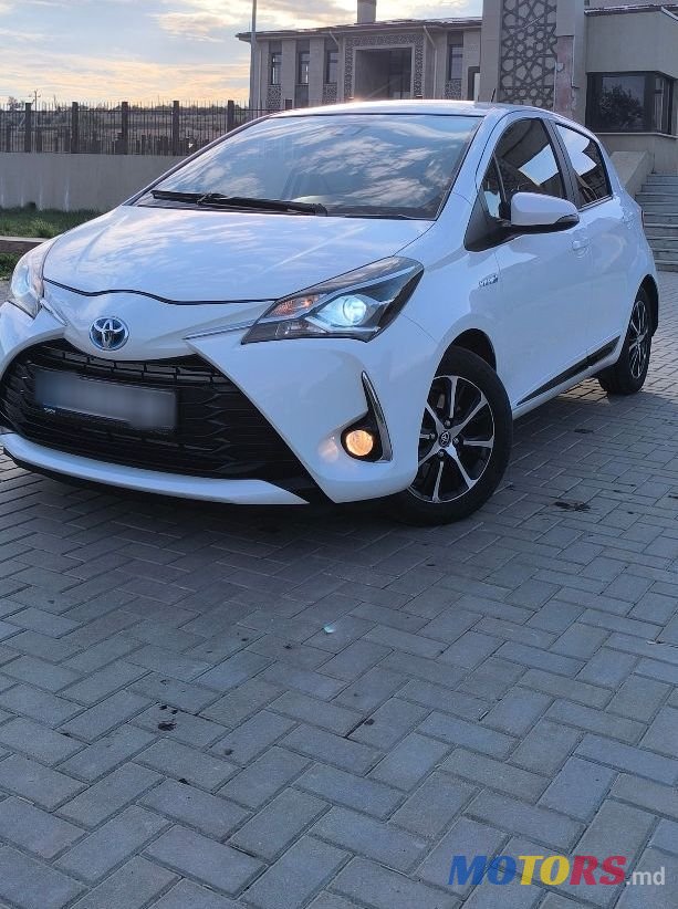 2018' Toyota Yaris photo #1