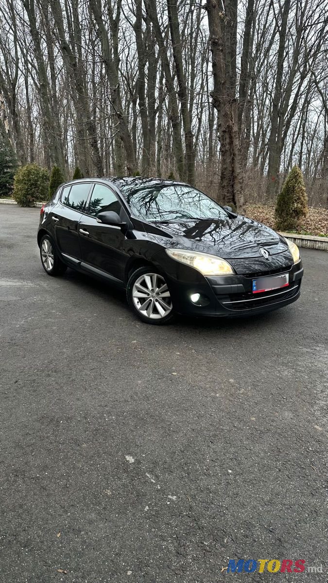 2010' Renault Megane photo #1