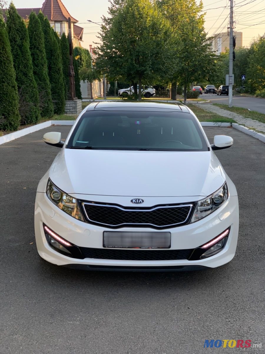 2012' Kia Optima photo #2