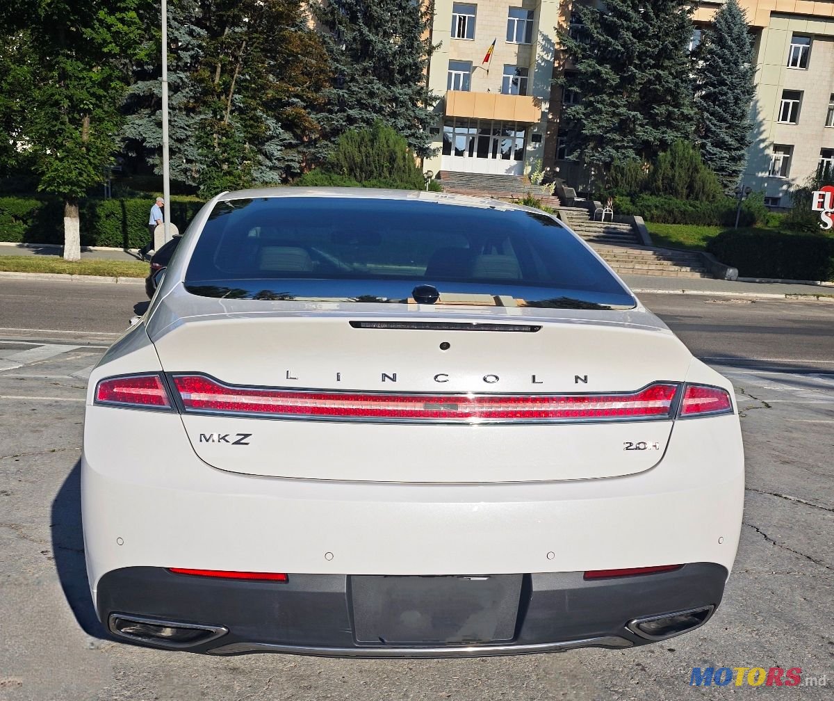 2019' Lincoln MKZ photo #5