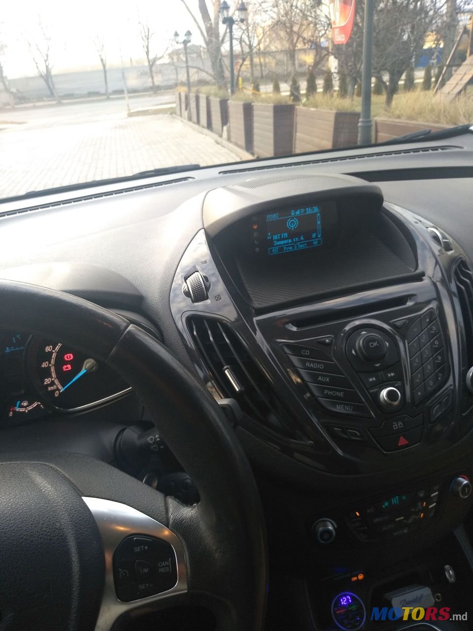 2014' Ford Tourneo Courier photo #3